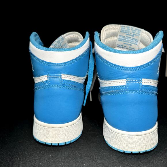 Nike Air Jordan 1 Retro High OG BG UNC Men's Shoes - Size 6 - Picture 5 of 8